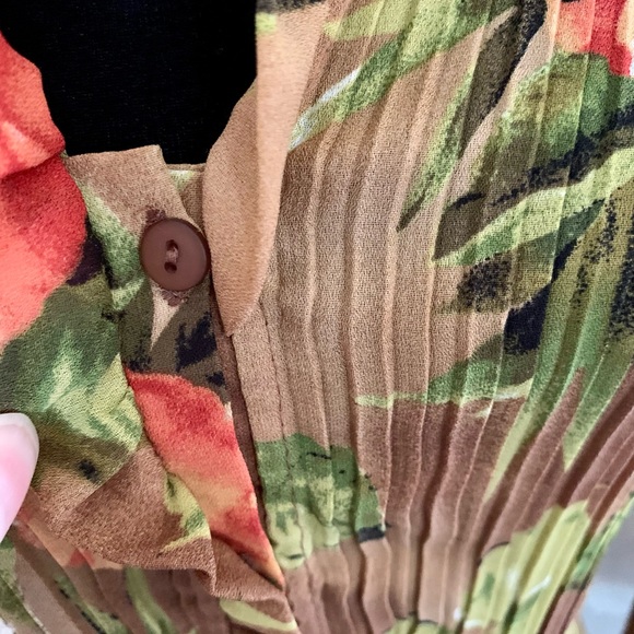 Allison Taylor Ladies Pleated Crepe Blouse - Picture 9 of 9